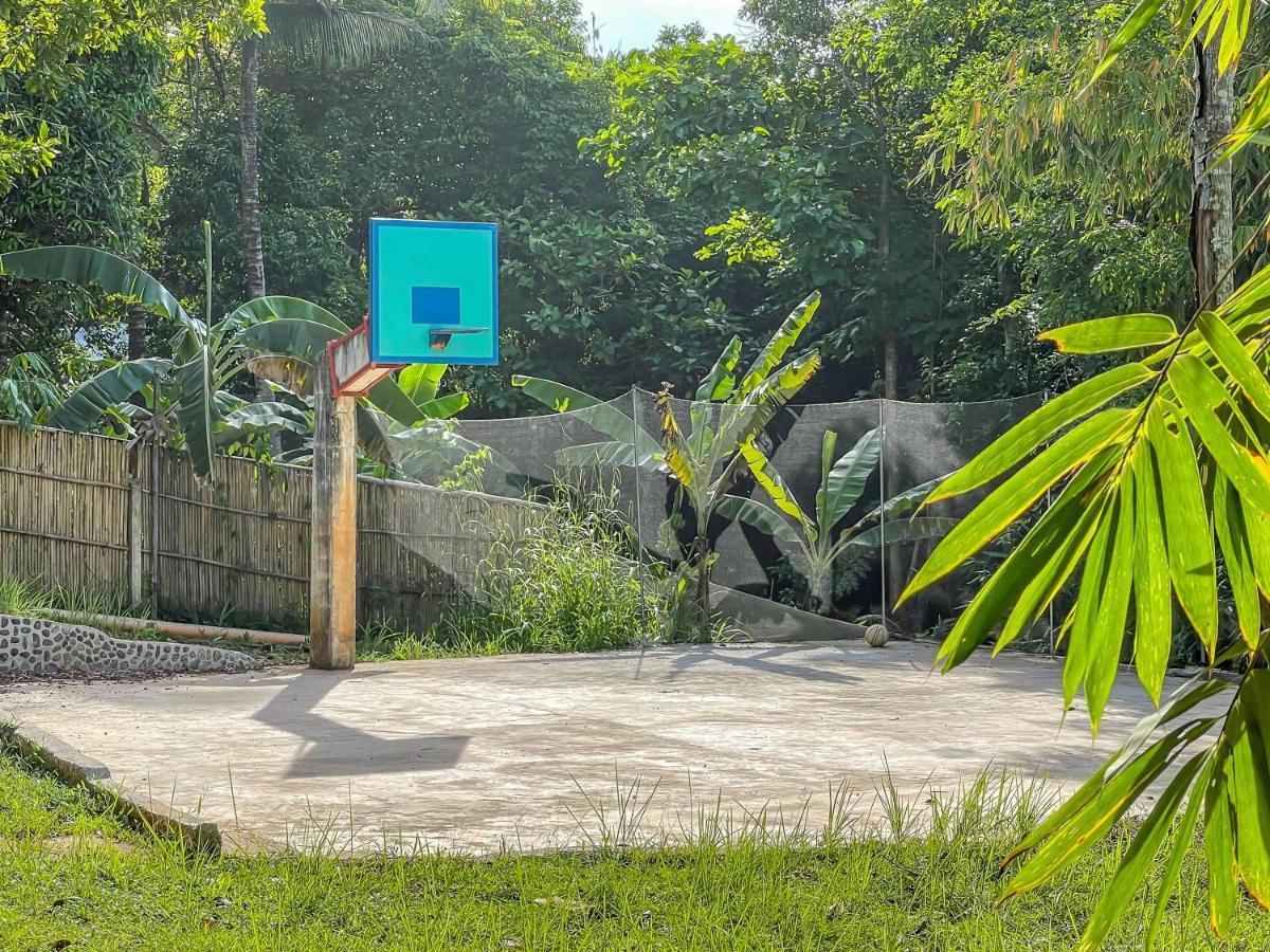Blue Moon Guesthouse Puerto Princesa Εξωτερικό φωτογραφία