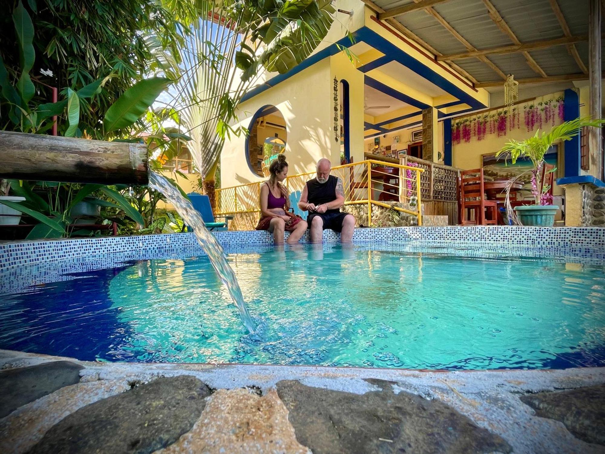 Blue Moon Guesthouse Puerto Princesa Εξωτερικό φωτογραφία